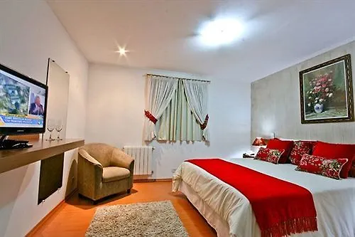 Inn Velinn Pousada Chateau Do Luar Campos do Jordao